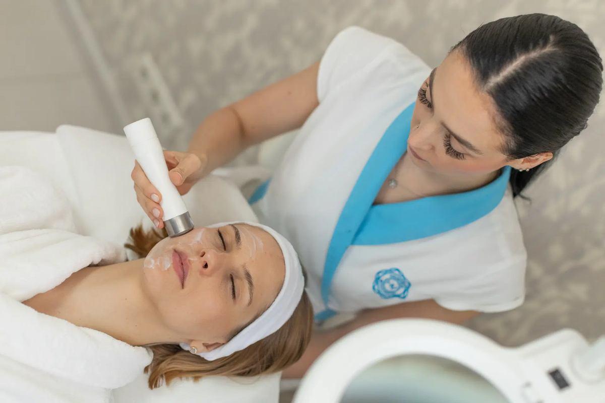 Anna Harangvölgyi bőrfiatalítás és anti-aging - 1